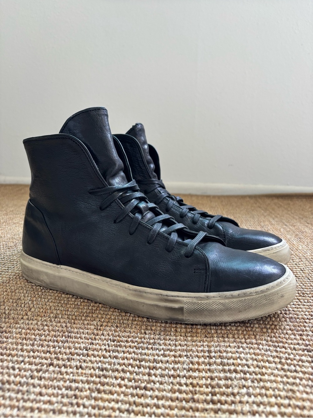 John Varvatos Men’s 315 Black Leather High Top Sneakers Size 10